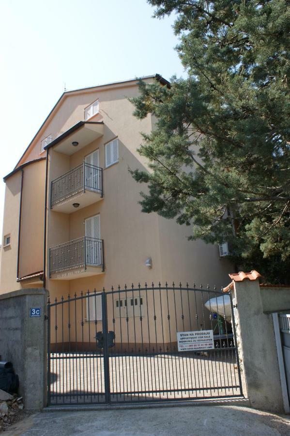 Apartment Winter Selce Exterior foto